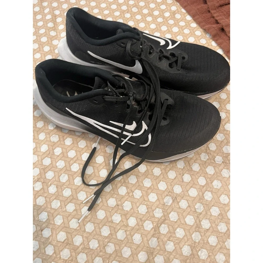 Nike mens size